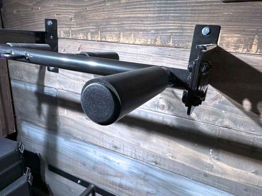 Wall Mounted Pull Up Bar